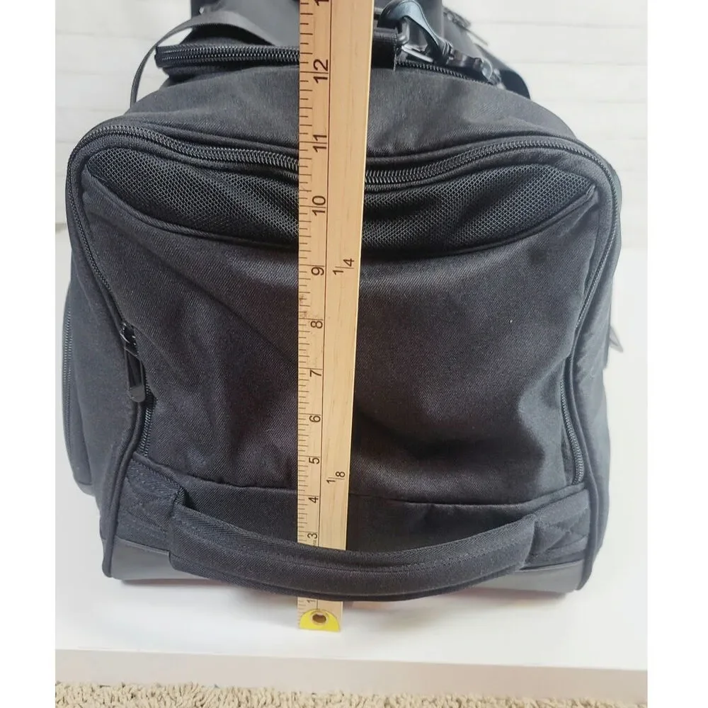 Nike Departure Duffle III in Black